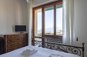 JOIVY Front Sea Apt With Big Terrace In Chiavari