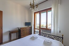 JOIVY Front Sea Apt With Big Terrace In Chiavari