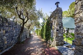 JOIVY Villa W/Superb View And Private Garden In Mulinetti