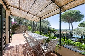 JOIVY Villa W/Superb View And Private Garden In Mulinetti