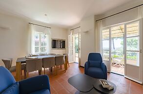 JOIVY Villa W/Superb View And Private Garden In Mulinetti