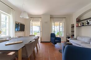 JOIVY Villa W/Superb View And Private Garden In Mulinetti