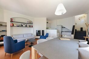 JOIVY Villa W/Superb View And Private Garden In Mulinetti