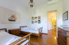 JOIVY Apt W/Amazing Sea View And Patio, Next To Port Of Rapallo