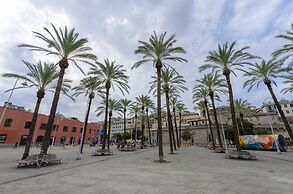 JOIVY Warm Family Flat For 9, Near Porto Antico