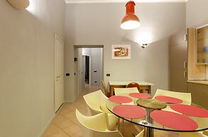 JOIVY Warm Family Flat For 9, Near Porto Antico
