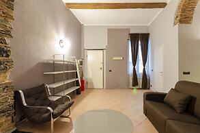 JOIVY Warm Family Flat For 9, Near Porto Antico
