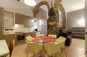 JOIVY Warm Family Flat For 9, Near Porto Antico