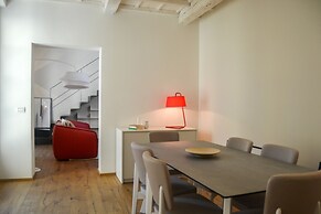 JOIVY Modern Apartments Close To Sforzesco Castle