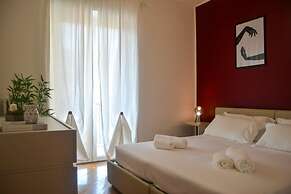 JOIVY Lovely Apt For 4 Next To Bus And Metro Station