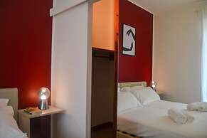 JOIVY Lovely Apt For 4 Next To Bus And Metro Station