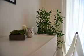 JOIVY Lovely Apt For 4 Next To Bus And Metro Station