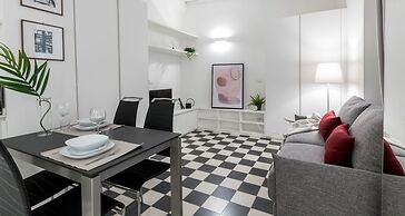 JOIVY Superb Studio For 2, 10Mins From Duomo