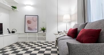 JOIVY Superb Studio For 2, 10Mins From Duomo