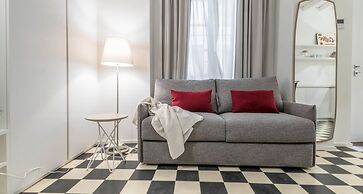 JOIVY Superb Studio For 2, 10Mins From Duomo