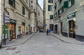 JOIVY Exclusive Flat For 6 Near Cathedral Of Genoa