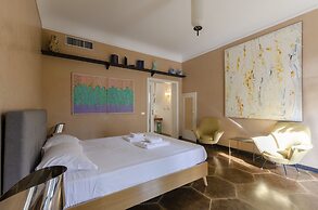 JOIVY Exclusive Flat For 6 Near Cathedral Of Genoa