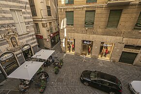 JOIVY Stylish 3-bed flat near the Genoa Aquarium