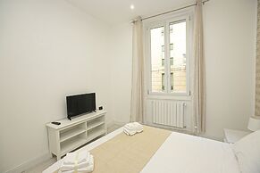 JOIVY Stylish 3-bed flat near the Genoa Aquarium