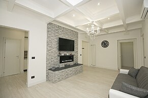 JOIVY Stylish 3-bed flat near the Genoa Aquarium