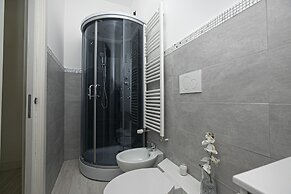 JOIVY Stylish 3-bed flat near the Genoa Aquarium