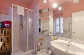 JOIVY Apt For 5, Close To 2 Beaches In Sestri Levante