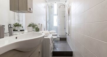 JOIVY Elegant 1 Br Flat Next To Milano Centrale
