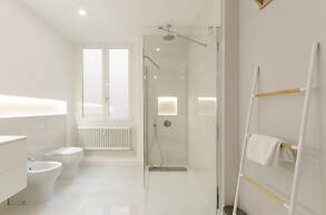 JOIVY Elegant flat near Spianata Castelletto