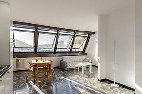 JOIVY Spacious Apt For 6, Near Train Station And Beach