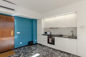 JOIVY Spacious Apt For 6, Near Train Station And Beach