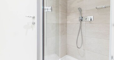 JOIVY Fulcorina Brera Chic apt near the Royal Palace