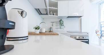 JOIVY Fulcorina Brera Chic apt near the Royal Palace