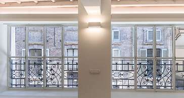 JOIVY Fulcorina Brera Chic apt near the Royal Palace