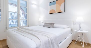 JOIVY Fulcorina Brera Chic apt near the Royal Palace