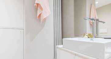 JOIVY Fulcorina Brera Chic apt near the Royal Palace