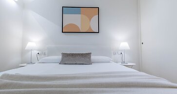 JOIVY Fulcorina Brera Chic apt near the Royal Palace