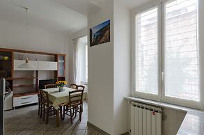 JOIVY Family Apt For 6, Right Next To The Beach