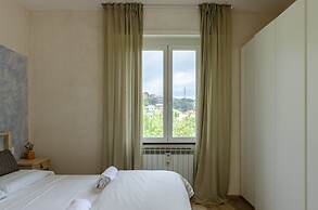 JOIVY Chic Chiavari Apt With 2 Spacious Terraces