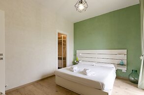 JOIVY Chic Chiavari Apt With 2 Spacious Terraces