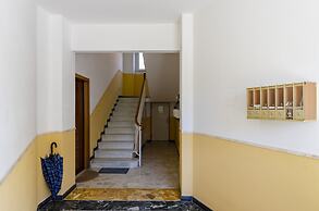 JOIVY Apt For 6, Near Centre, Beach And Train Station