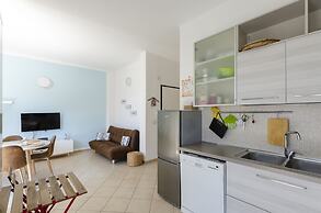 JOIVY Apt For 6, Near Centre, Beach And Train Station