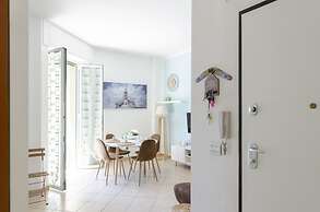 JOIVY Apt For 6, Near Centre, Beach And Train Station