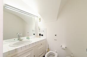 JOIVY Perfect Central Flat with Parking