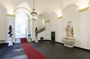 JOIVY Perfect Central Flat with Parking