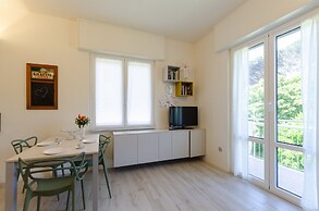 JOIVY Apt For 4, Near Centre, Beach And Train Station