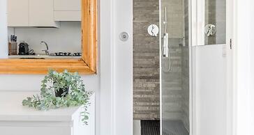 JOIVY Bright Studio For 3 Near Porta Romana And Ied