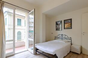 JOIVY Bright 3 Br Apt For 6, In Santa Margherita