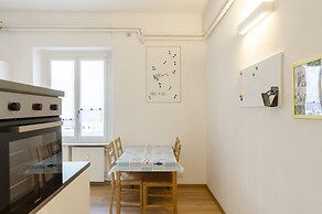 JOIVY Bright Apt For 5, Near Beach, In Camogli