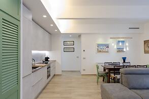 JOIVY Apt For 6, W/Terrace Near Beach In Sestri Levante