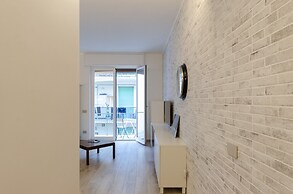 JOIVY Apt For 6, W/Terrace Near Beach In Sestri Levante